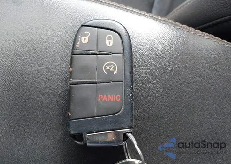 2021 Jeep Compass Limited 4X4 из США, поврежденный, VIN 3C4NJDCBXMT586352